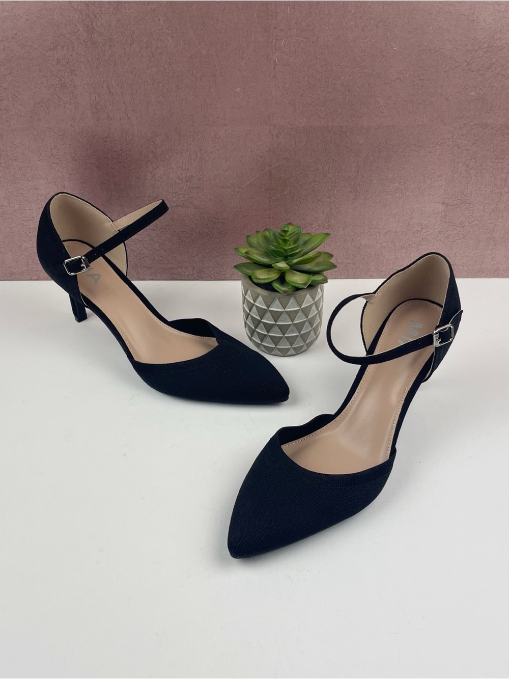 MIA Solid Black Fabric Strappy Pointy Toe Heels Shoes Women Size 9M Designer